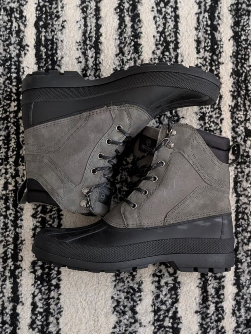 Magellan Leather Men's Gray and Black Outdoors Waterproof Duck Boots Size 10D